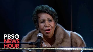 WATCH: Aretha Franklin sings "(You Make Me Feel Like) A Natural Woman"